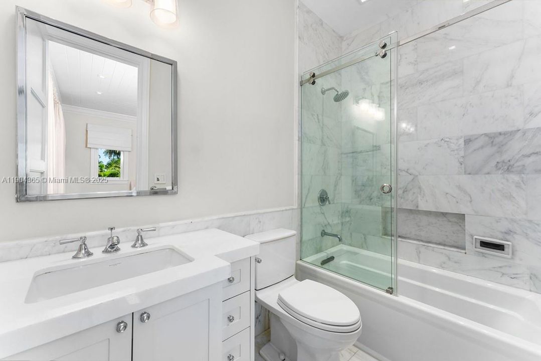 For Sale: $13,900,000 (4 beds, 4 baths, 5319 Square Feet)