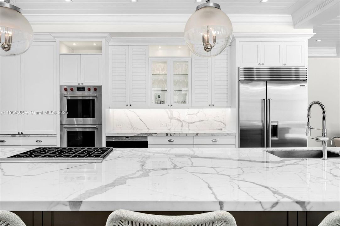 For Sale: $13,900,000 (4 beds, 4 baths, 5319 Square Feet)