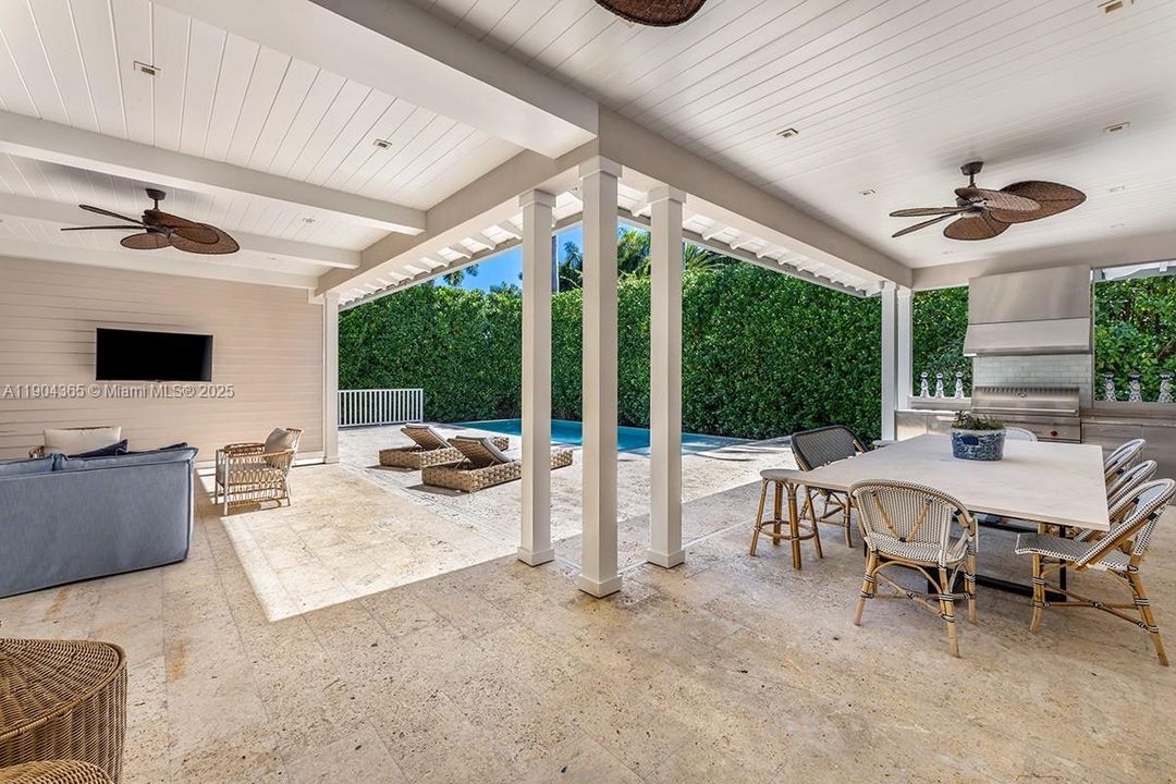 For Sale: $13,900,000 (4 beds, 4 baths, 5319 Square Feet)