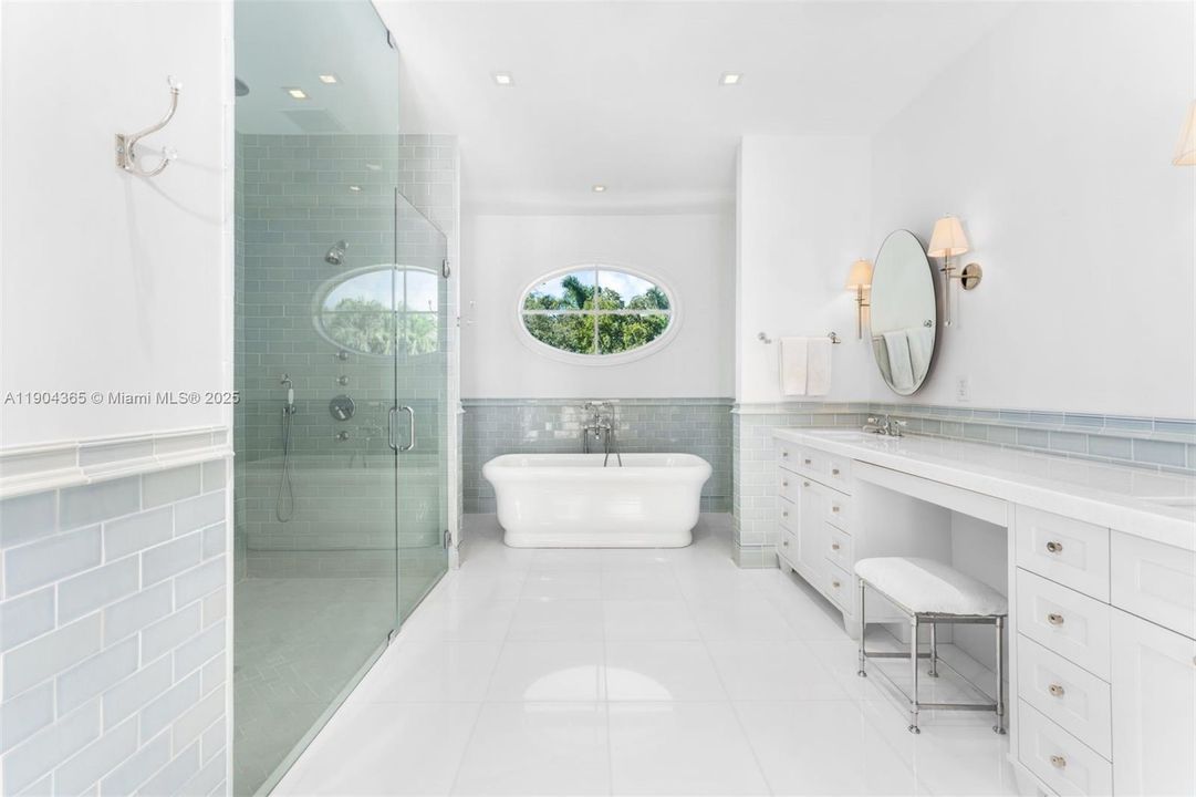 For Sale: $13,900,000 (4 beds, 4 baths, 5319 Square Feet)