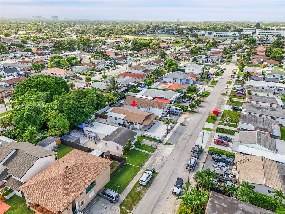 Active With Contract: $889,900 (0 beds, 0 baths, 1685 Square Feet)