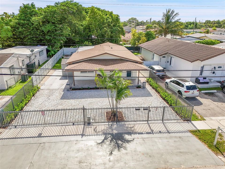 Active With Contract: $889,900 (0 beds, 0 baths, 1685 Square Feet)