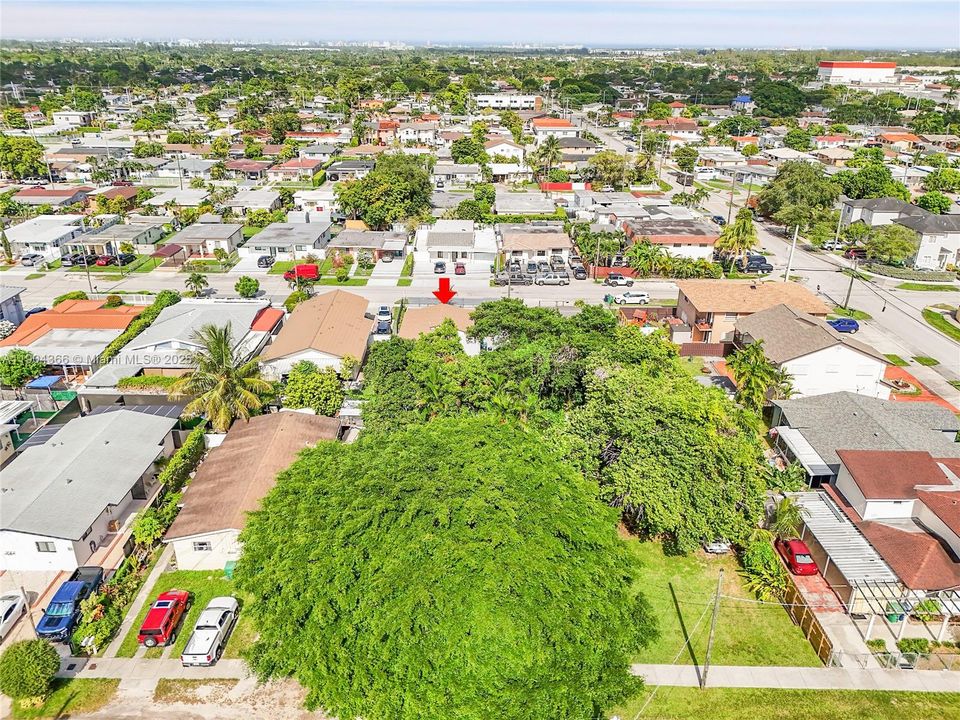 Active With Contract: $889,900 (0 beds, 0 baths, 1685 Square Feet)