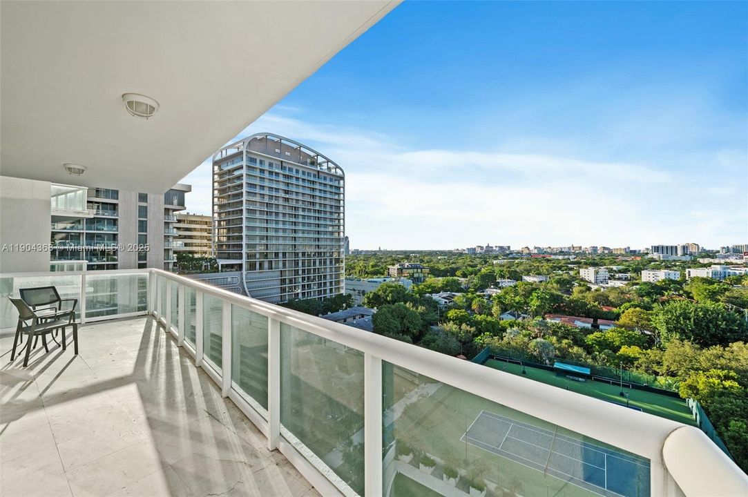 Active With Contract: $1,875,000 (2 beds, 2 baths, 1910 Square Feet)