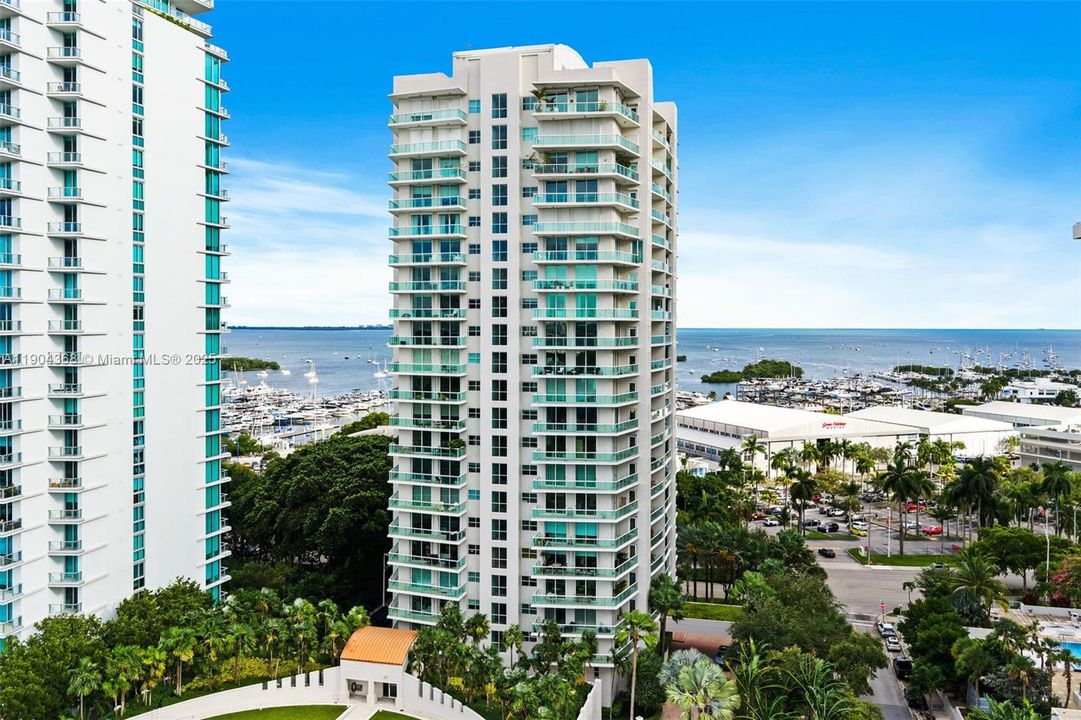 Active With Contract: $1,875,000 (2 beds, 2 baths, 1910 Square Feet)