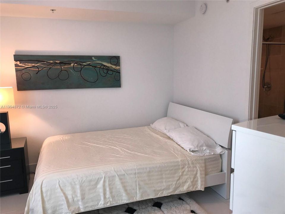 For Sale: $1,695,000 (2 beds, 2 baths, 1643 Square Feet)