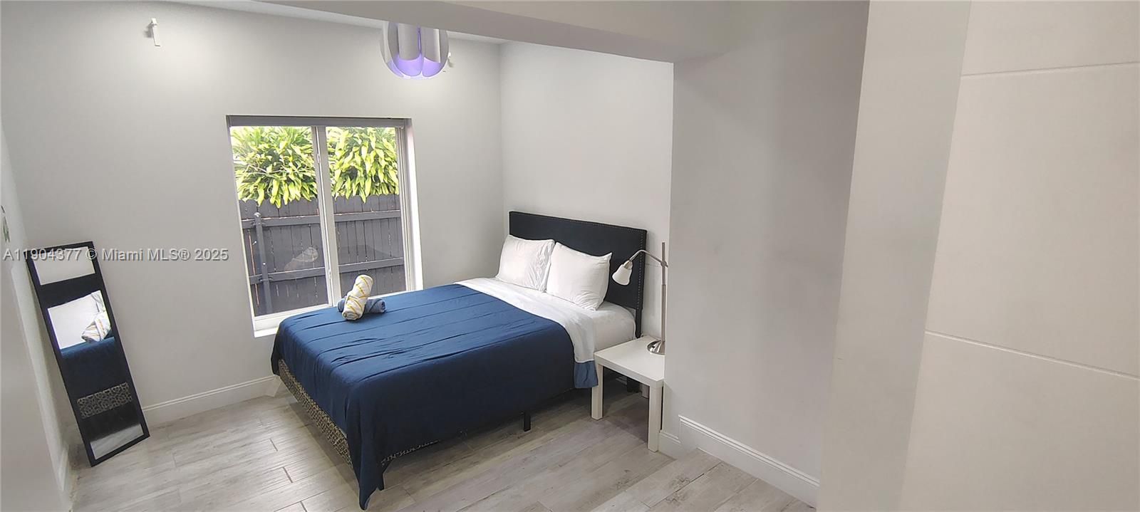 For Rent: $1,938 (5 beds, 3 baths, 2465 Square Feet)