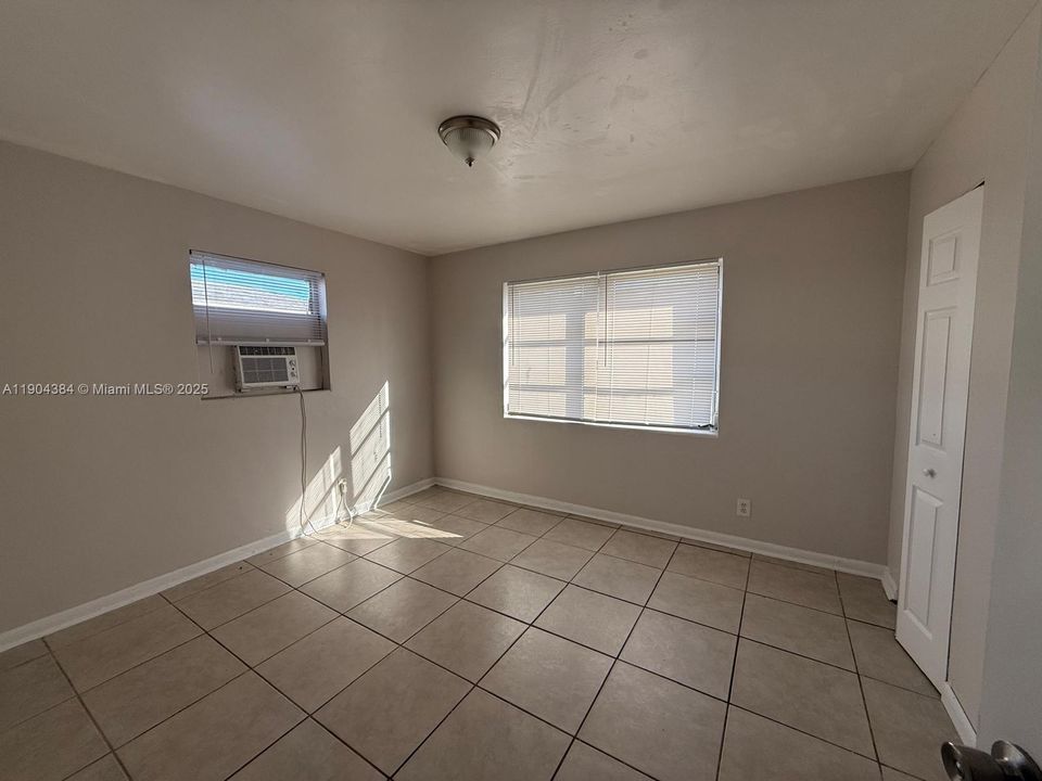 最近租的: $1,650 (2 贝兹, 1 浴室, 682 平方英尺)