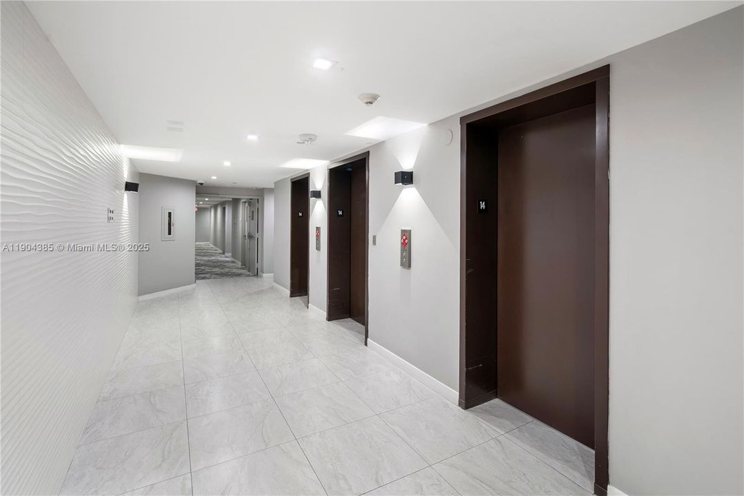 For Rent: $3,100 (1 beds, 1 baths, 848 Square Feet)