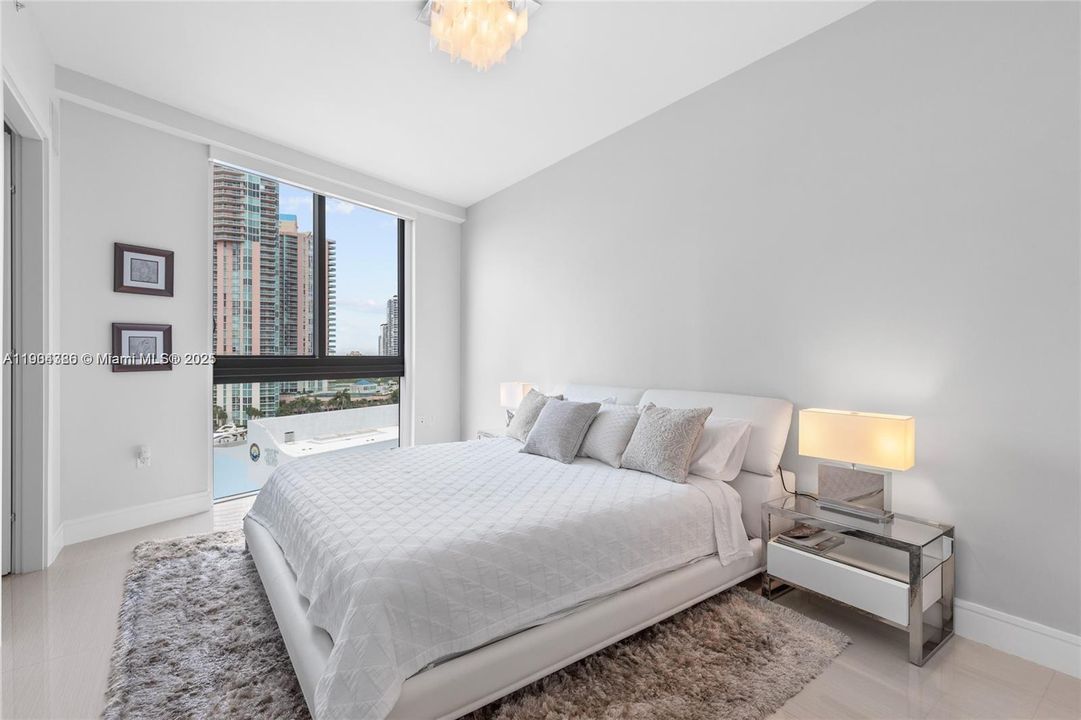 For Sale: $3,500,000 (4 beds, 6 baths, 3801 Square Feet)