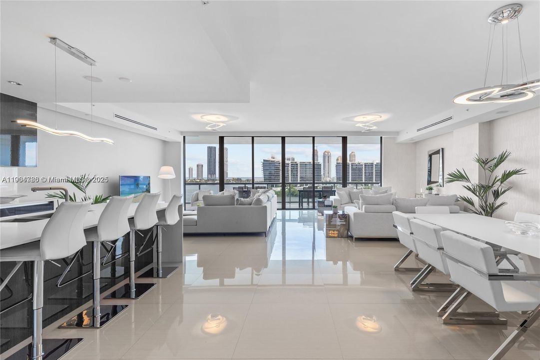 For Sale: $3,500,000 (4 beds, 6 baths, 3801 Square Feet)