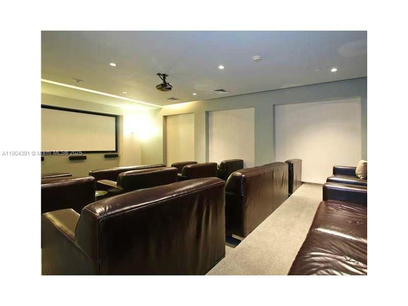 Media/TheaterRoom