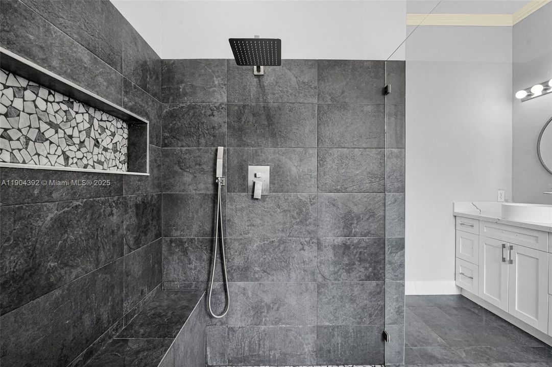 For Sale: $774,900 (4 beds, 3 baths, 2432 Square Feet)