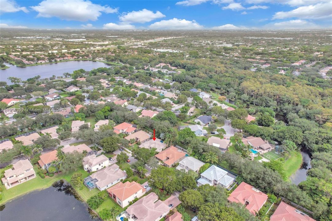 For Sale: $774,900 (4 beds, 3 baths, 2432 Square Feet)