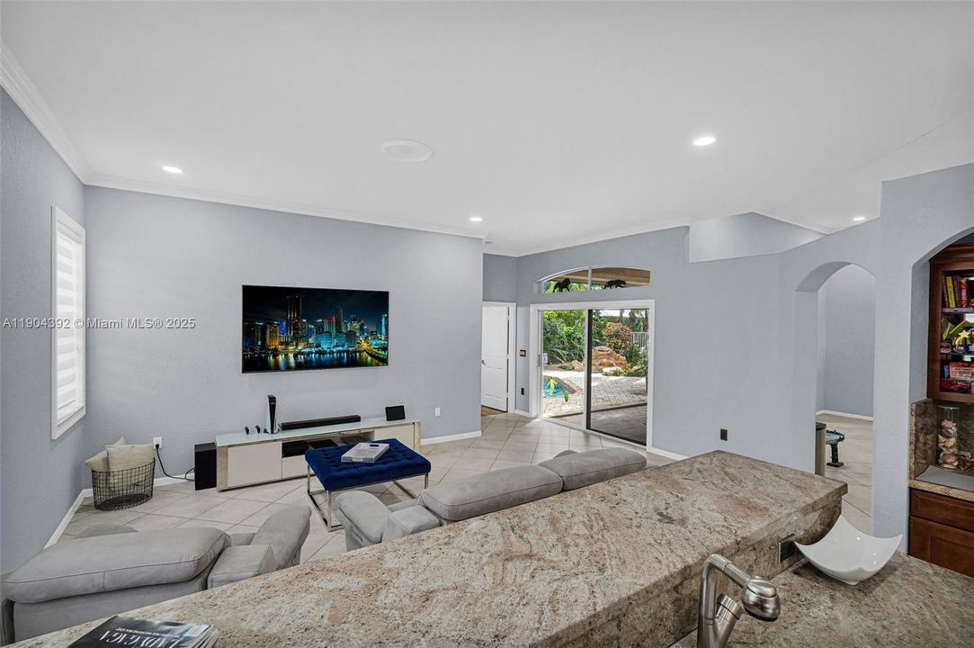 For Sale: $774,900 (4 beds, 3 baths, 2432 Square Feet)