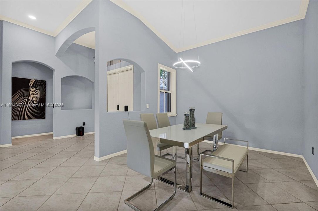 For Sale: $774,900 (4 beds, 3 baths, 2432 Square Feet)