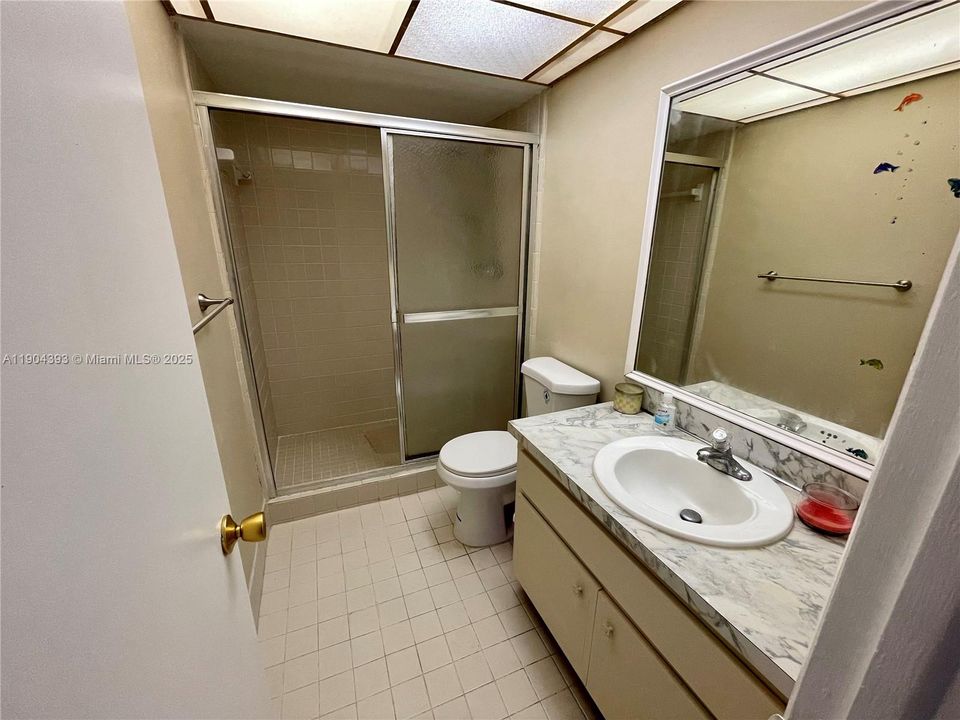 For Rent: $1,800 (2 beds, 2 baths, 1021 Square Feet)