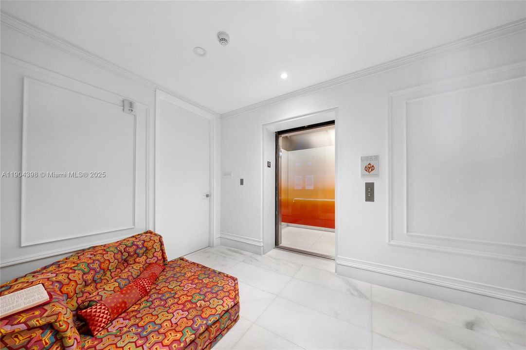 For Rent: $20,000 (3 beds, 3 baths, 2141 Square Feet)