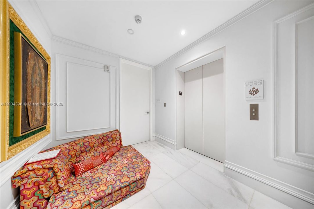 For Rent: $20,000 (3 beds, 3 baths, 2141 Square Feet)