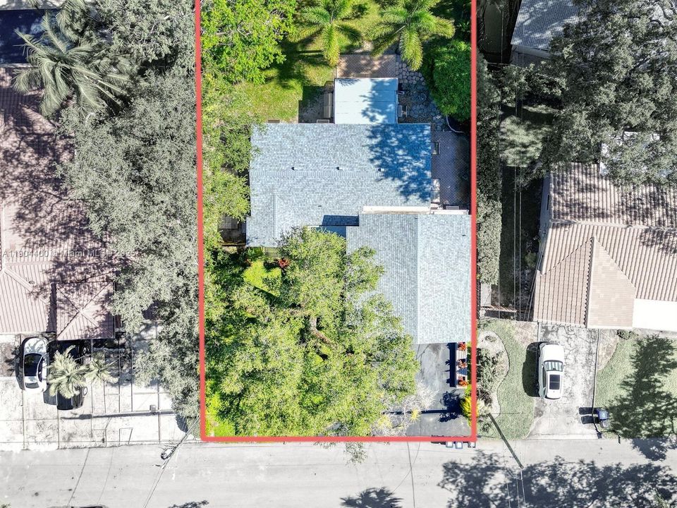 Recently Rented: $3,000 (3 beds, 2 baths, 2097 Square Feet)