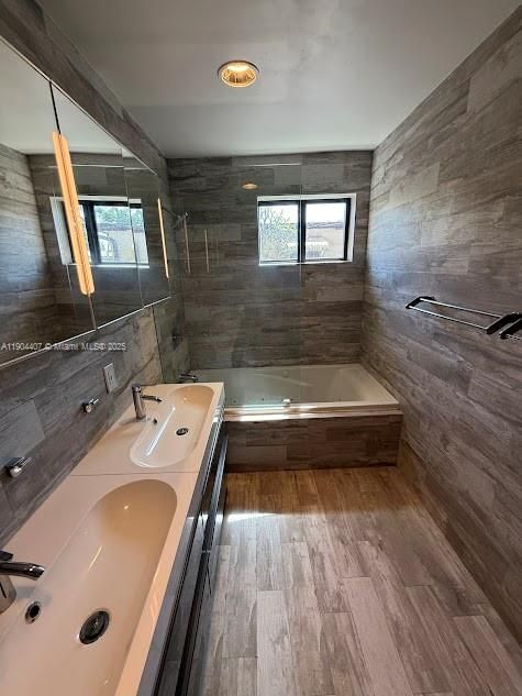 For Rent: $5,500 (3 beds, 3 baths, 2411 Square Feet)