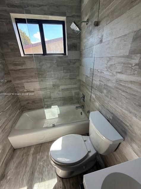 For Rent: $5,500 (3 beds, 3 baths, 2411 Square Feet)