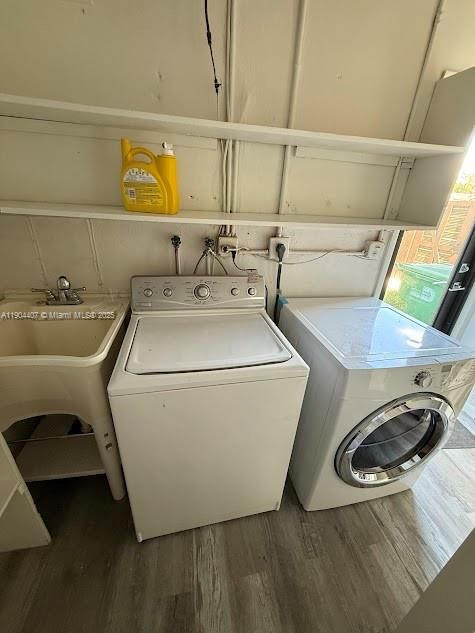 For Rent: $5,500 (3 beds, 3 baths, 2411 Square Feet)