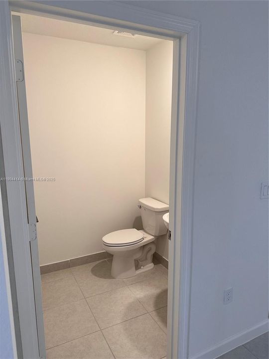 For Rent: $3,950 (3 beds, 2 baths, 1508 Square Feet)