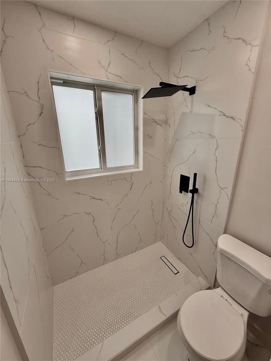 For Sale: $548,900 (4 beds, 2 baths, 1200 Square Feet)