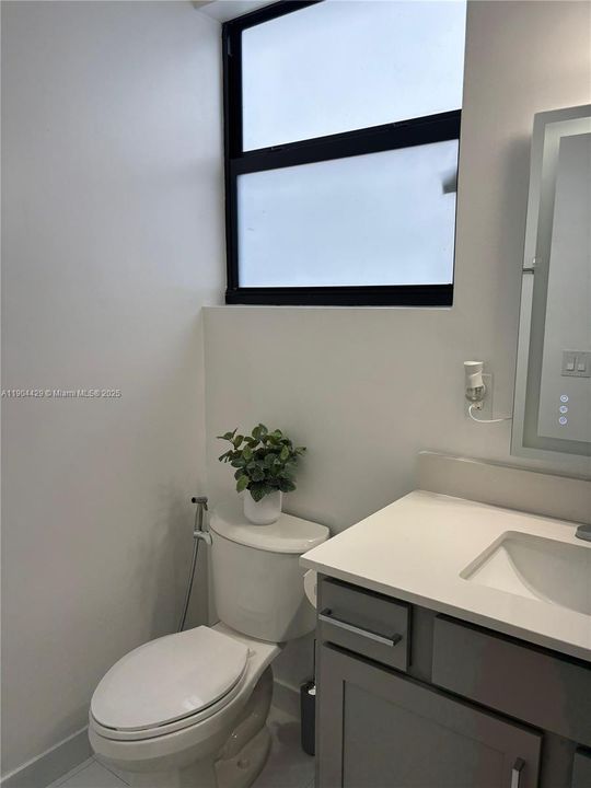 En Renta: $1,600 (1 camas, 1 baños, 2088 Pies cuadrados)