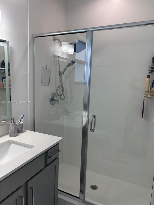 En Renta: $1,600 (1 camas, 1 baños, 2088 Pies cuadrados)