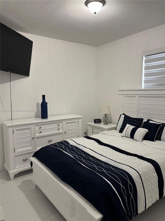 En Renta: $1,600 (1 camas, 1 baños, 2088 Pies cuadrados)