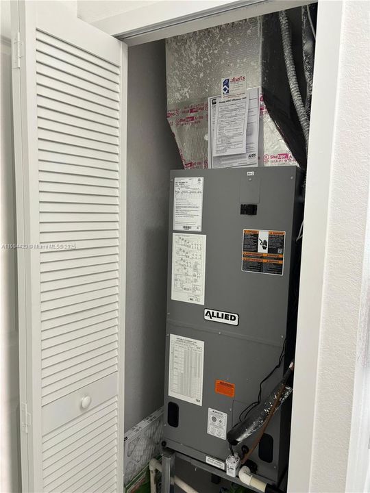 En Renta: $1,600 (1 camas, 1 baños, 2088 Pies cuadrados)