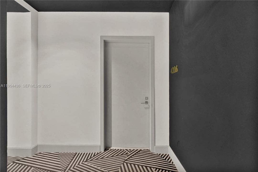 For Rent: $7,000 (3 beds, 3 baths, 1364 Square Feet)