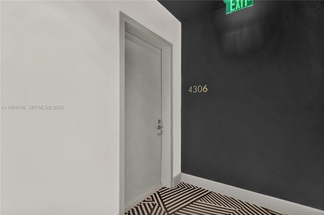 For Rent: $7,000 (3 beds, 3 baths, 1364 Square Feet)