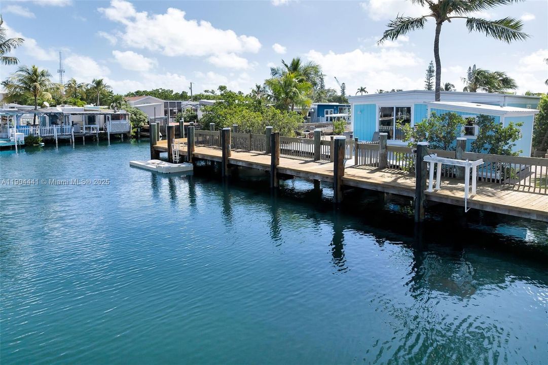 На продажу: $265,000 (2 спален, 2 ванн, 1152 Квадратных фут)