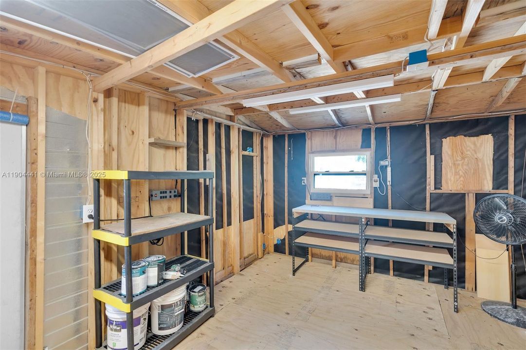 На продажу: $265,000 (2 спален, 2 ванн, 1152 Квадратных фут)