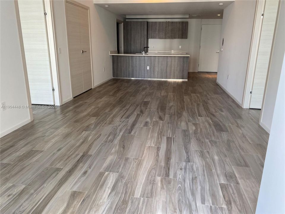 For Rent: $5,800 (2 beds, 2 baths, 1253 Square Feet)