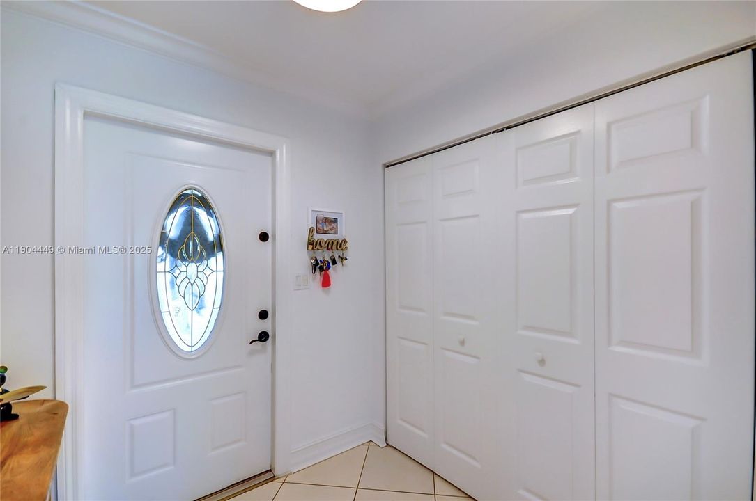 Active With Contract: $525,000 (3 beds, 2 baths, 1600 Square Feet)