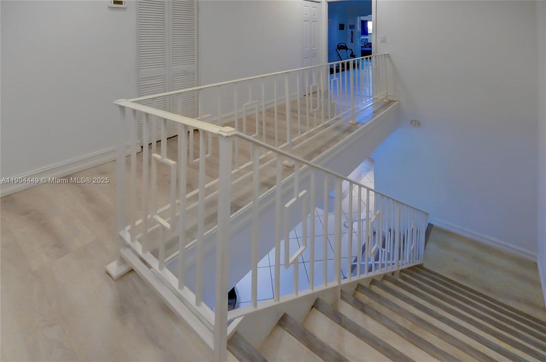 Active With Contract: $525,000 (3 beds, 2 baths, 1600 Square Feet)