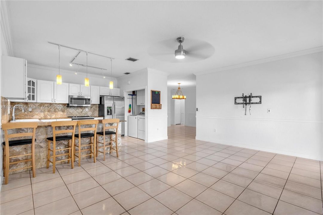 Active With Contract: $3,300 (3 beds, 2 baths, 1700 Square Feet)