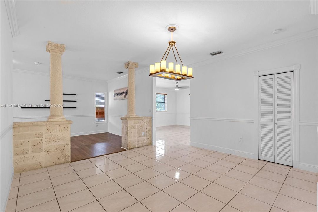 Active With Contract: $3,300 (3 beds, 2 baths, 1700 Square Feet)