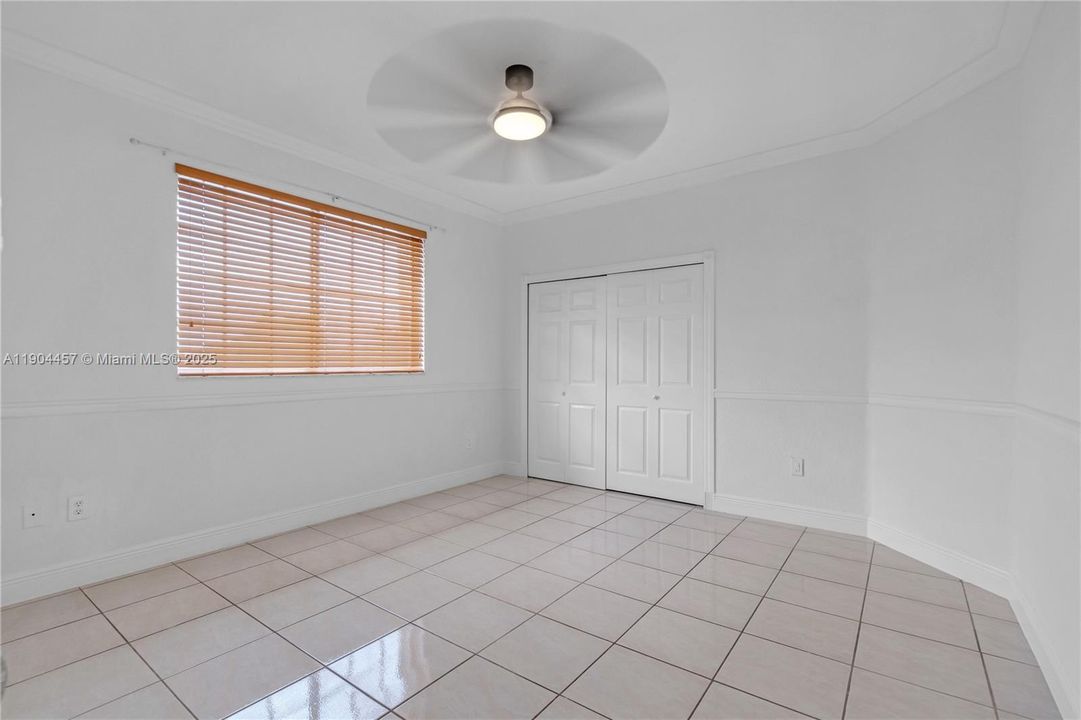 Active With Contract: $3,300 (3 beds, 2 baths, 1700 Square Feet)