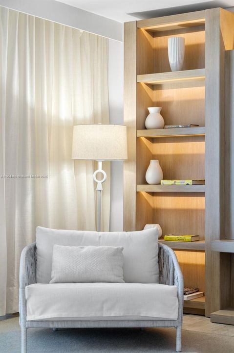 For Sale: $6,495,000 (3 beds, 3 baths, 1952 Square Feet)