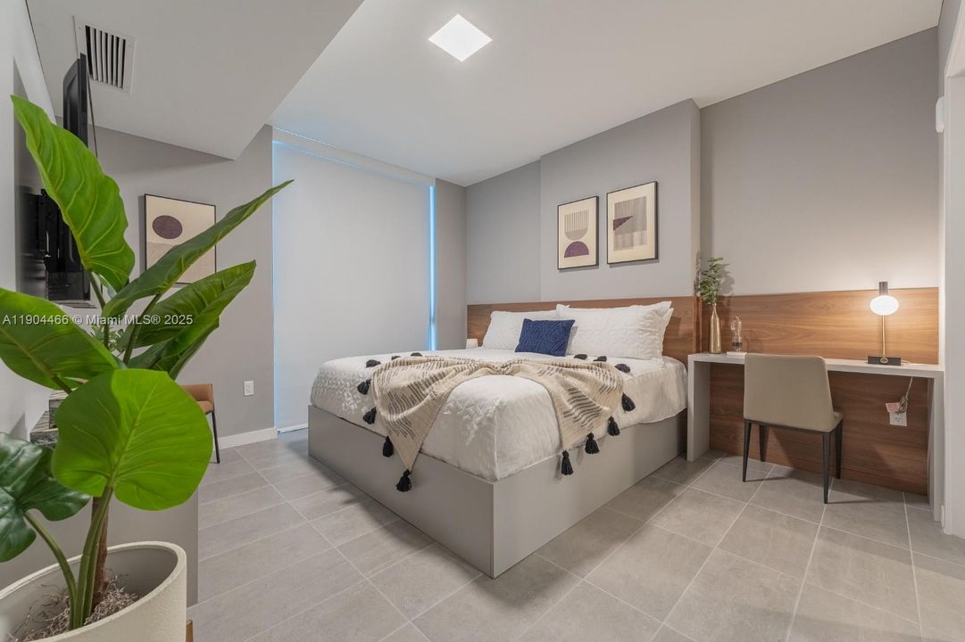 For Sale: $489,000 (1 beds, 1 baths, 515 Square Feet)