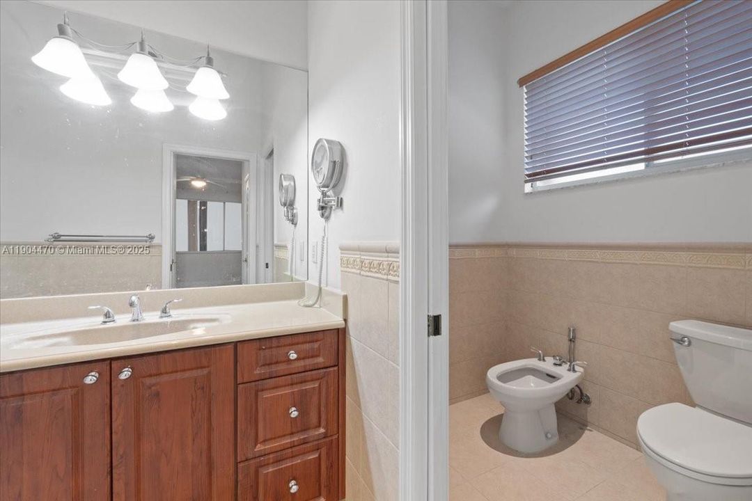 For Rent: $5,000 (4 beds, 3 baths, 2449 Square Feet)