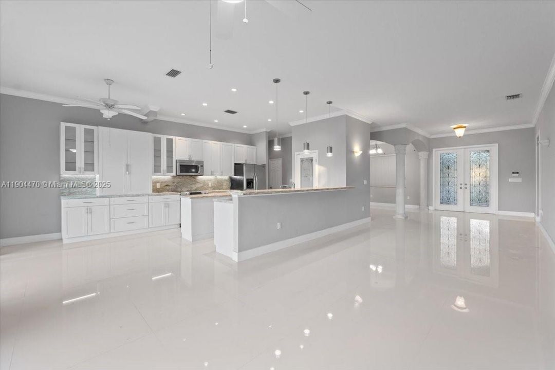 For Rent: $5,000 (4 beds, 3 baths, 2449 Square Feet)