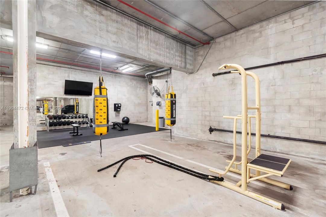 For Sale: $535,000 (2 beds, 2 baths, 1251 Square Feet)