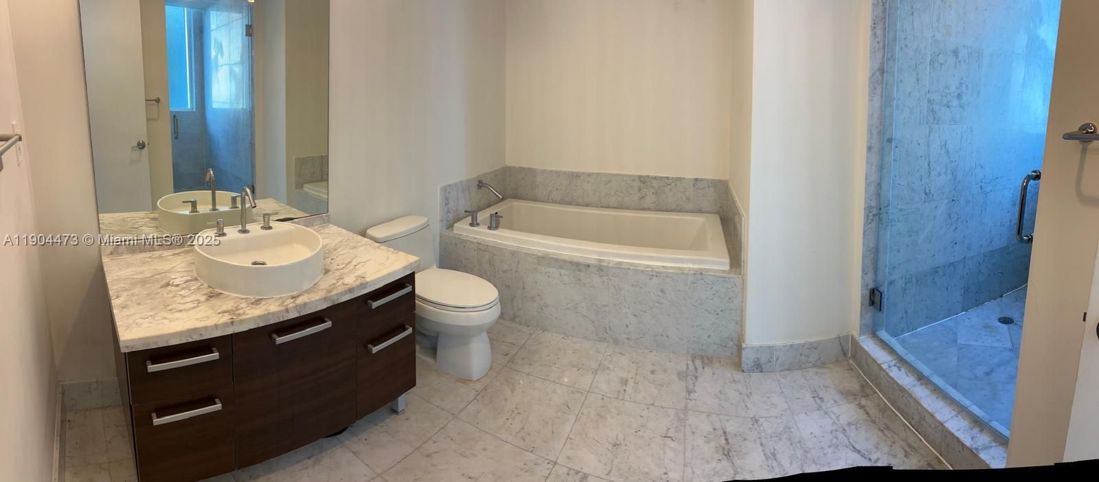 Main bathroom
