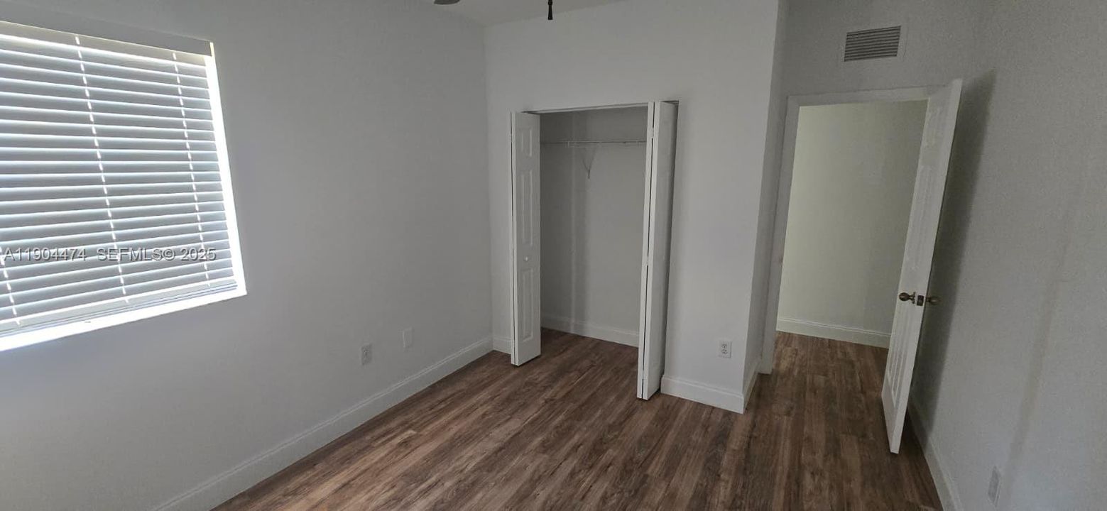 出租: $2,450 (3 贝兹, 2 浴室, 1530 平方英尺)